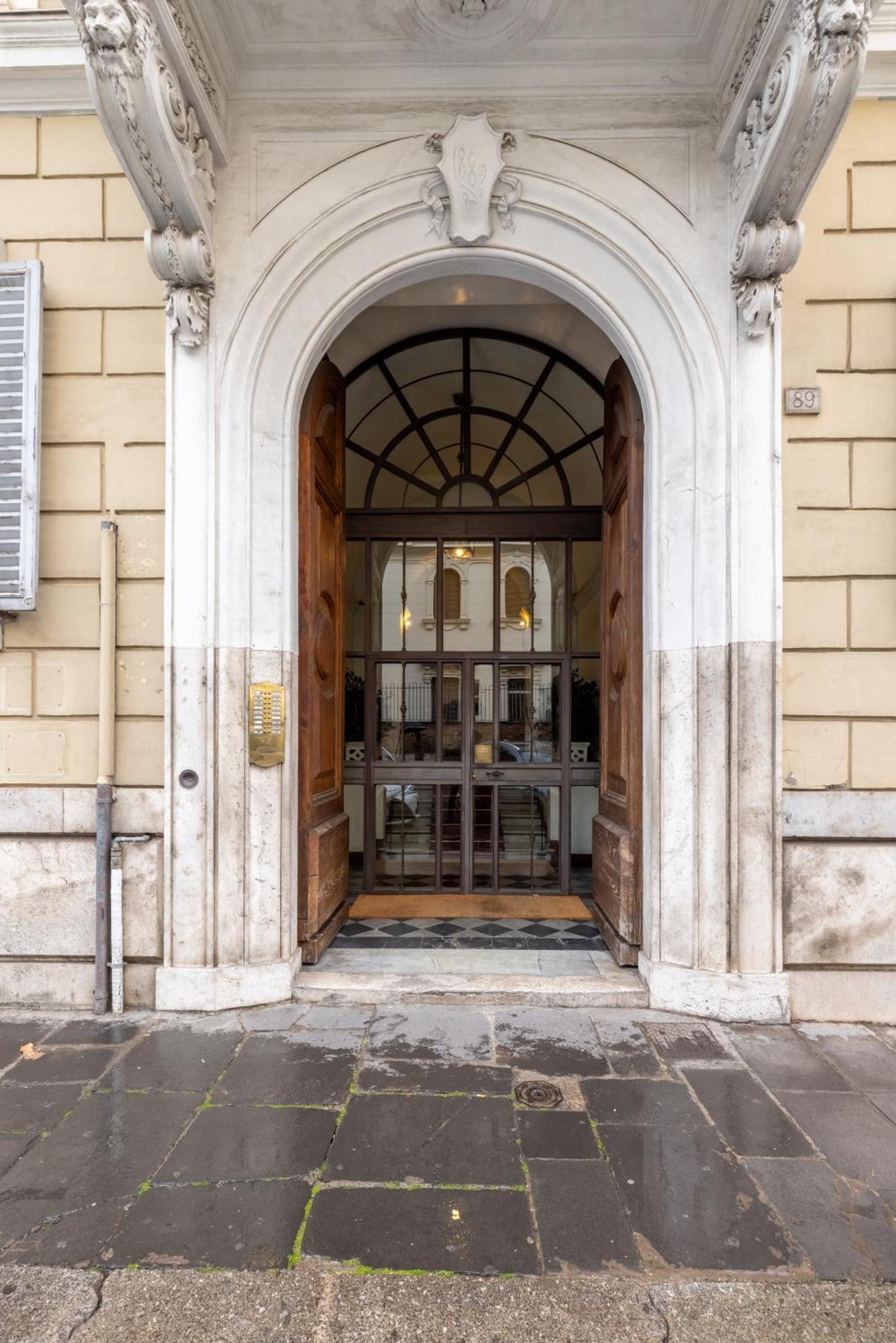Luxury Apartment In The Heart Of Rome - Near Metro A And B Exterior photo